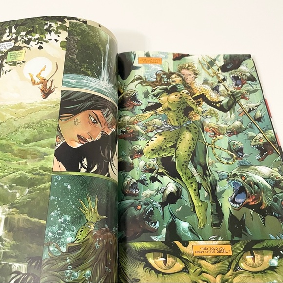 DC Comics Justice League Throne of Atlantis Hardback Book - Picture 13 of 16
